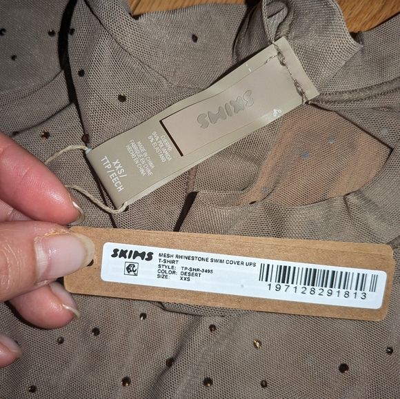 NWT SKIMS MESH RHINESTONE COVER UP T-SHIRT IN DESERT - Picture 5 of 5